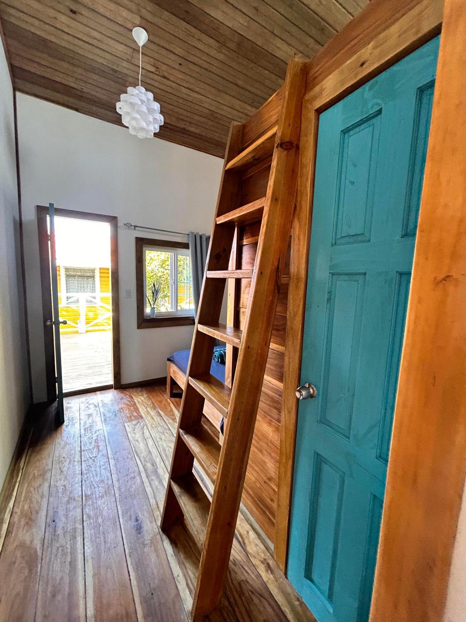 Casa Pelicano Bocas del Toro Exteriér fotografie